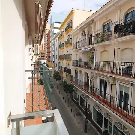 El Capitan Center 1-1 *