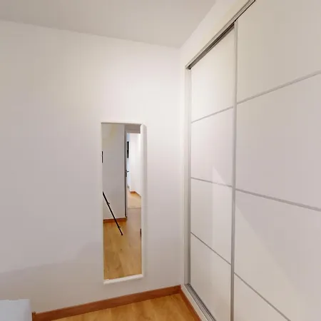 El Capitan Center 1-1 *